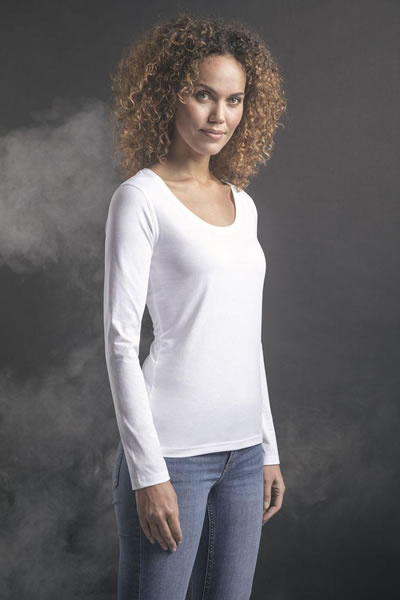 Langarmshirt Tanira, tailliert geschnitten, Farbe:...