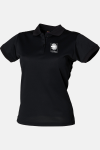 Caritas Funktionspolo Ruth, tailliert geschnitten, Farbe: schwarz, Größe: XS mit Druck des Logos der Caritas auf der Brust