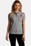 Caritas Polo Lyndra, tailliert geschnitten, Farbe: grau-meliert, Größe: XS mit Druck des Logos der Caritas auf der Brust
