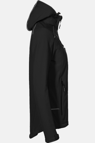 Softshelljacke Kaelora, tailliert geschnitten, Farbe: schwarz, Größe: S mit Druck des Logos der Caritas auf der Brust